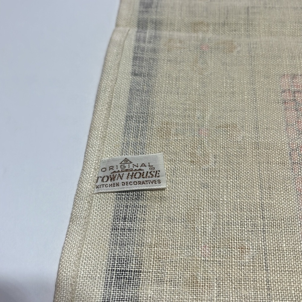 Luther Trains - Vintage Linen Tea Towel - farm, barn, cow - Size l6” X 29” - Picture 6 of 7